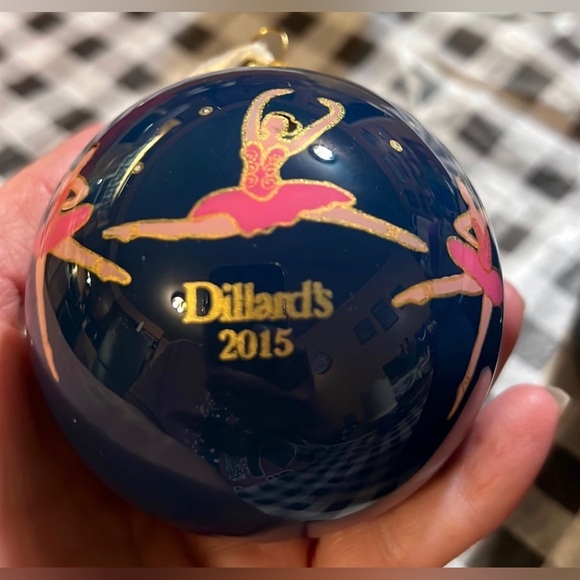 Nine Ladies Dancing, Ninth in a series of THE TWELVE DAYS OF CHRISTMAS ornament - Picture 2 of 5